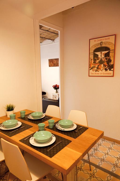 Appartement Piso En Poblesec à Barcelone Extérieur photo